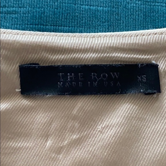 THE ROW Haki Satin light gold kimono top - Picture 8 of 9